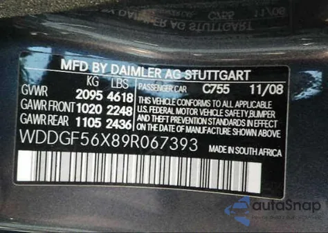 2009 Mercedes-Benz C350 z USA, uszkodzony, nr VIN WDDGF56X89R067393